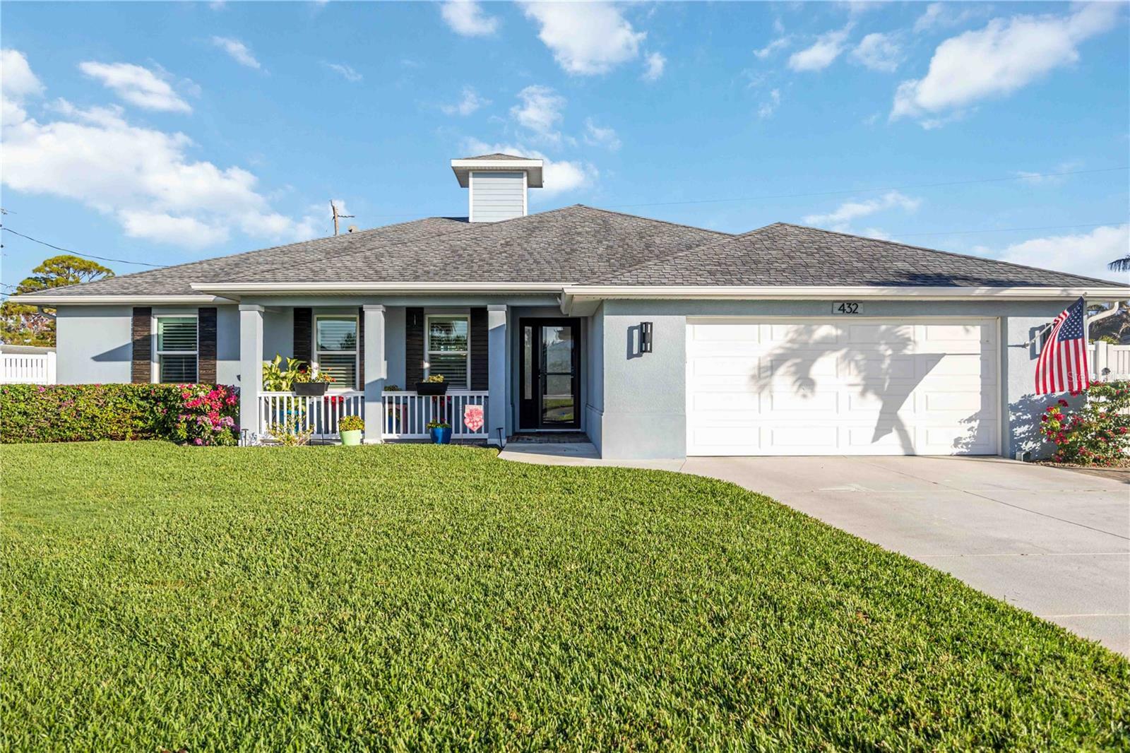 Property Photo: 432 W Gate Drive FL 34285