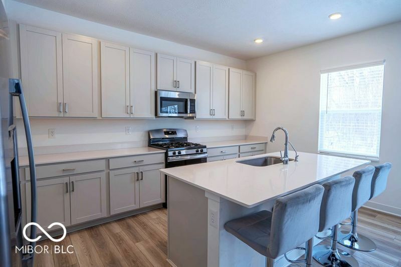 Property Photo: 8623 Lester Pl IN 46064