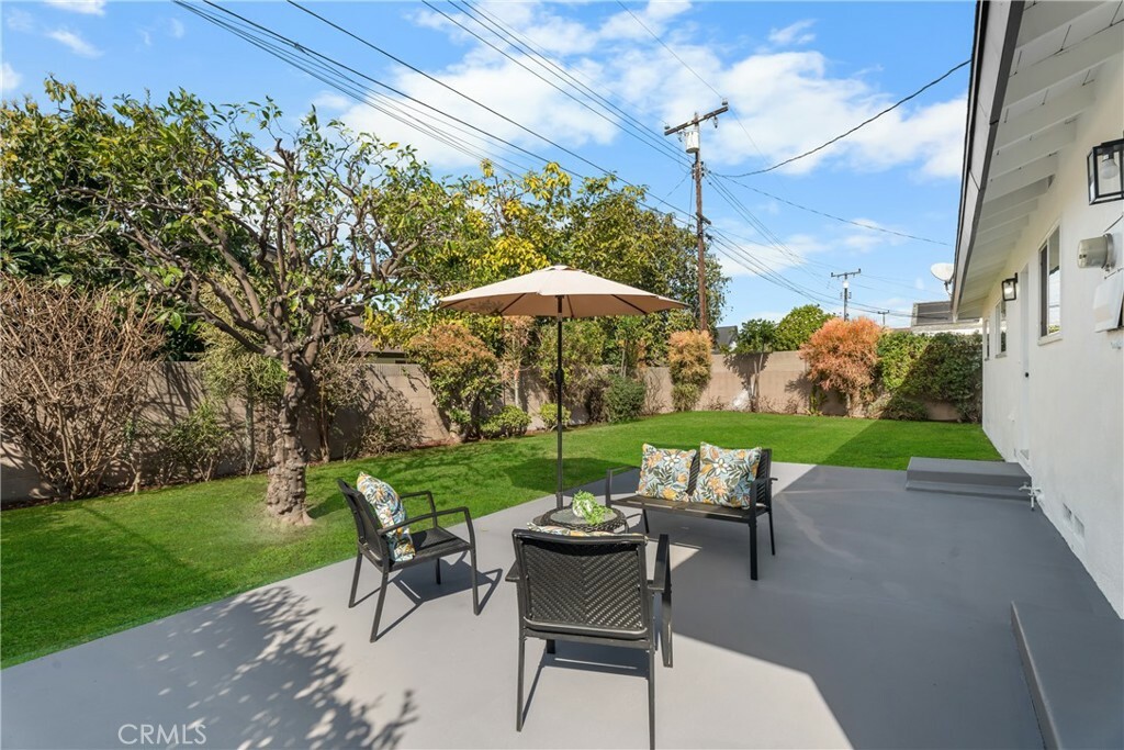 Property Photo:  15851 Dundalk Lane  CA 92647 