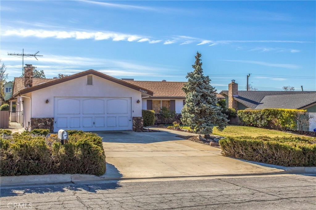 Property Photo:  35607 Panorama Dr  CA 92399 