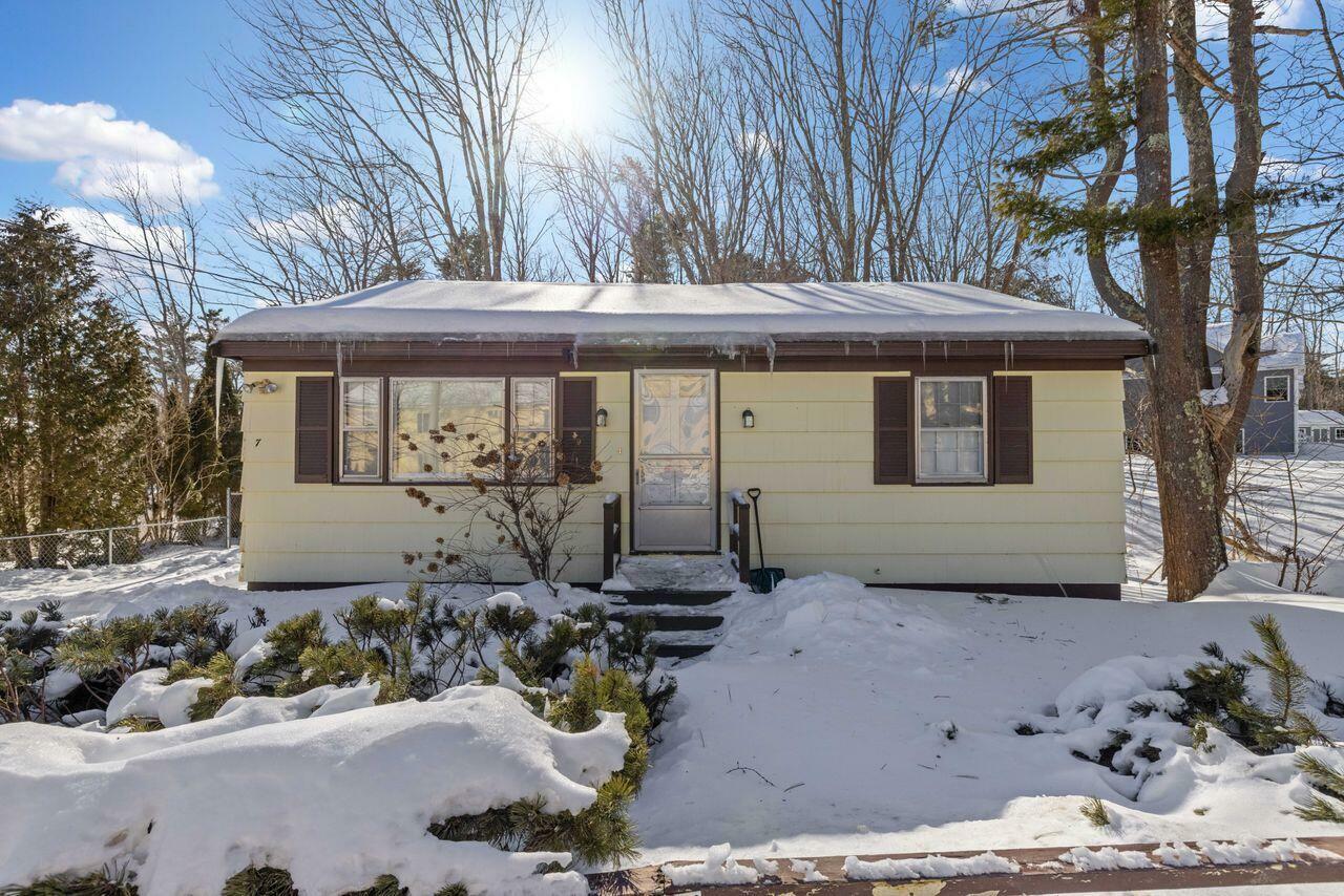 Property Photo: 7 Captain Thomas Road ME 03907