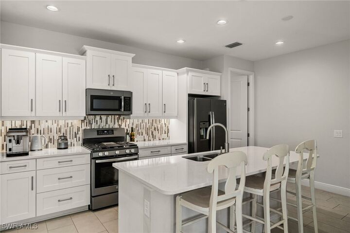Property Photo: 11755 Solano Drive FL 33966
