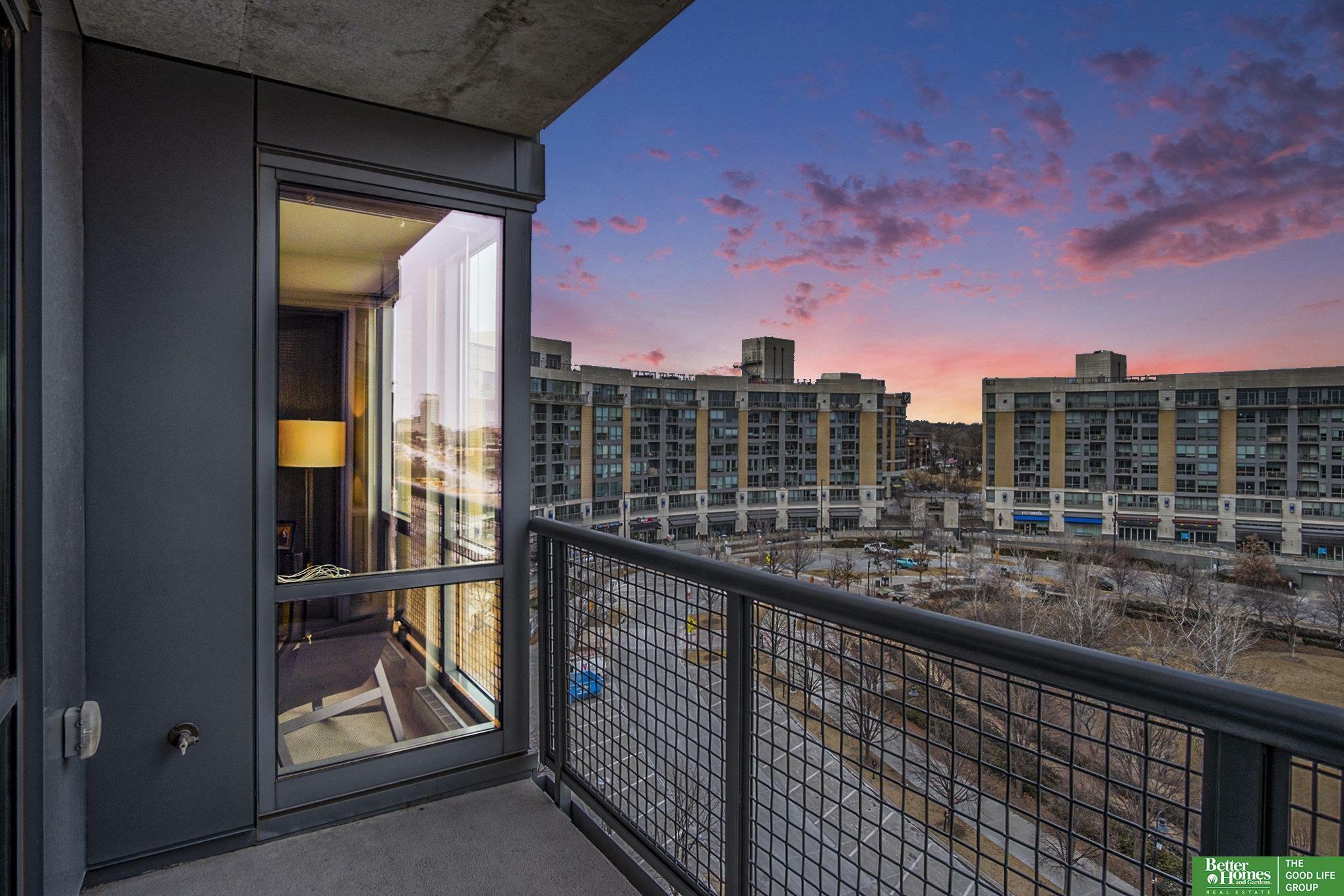 Property Photo: 220 S 31 Avenue 3605 NE 68131