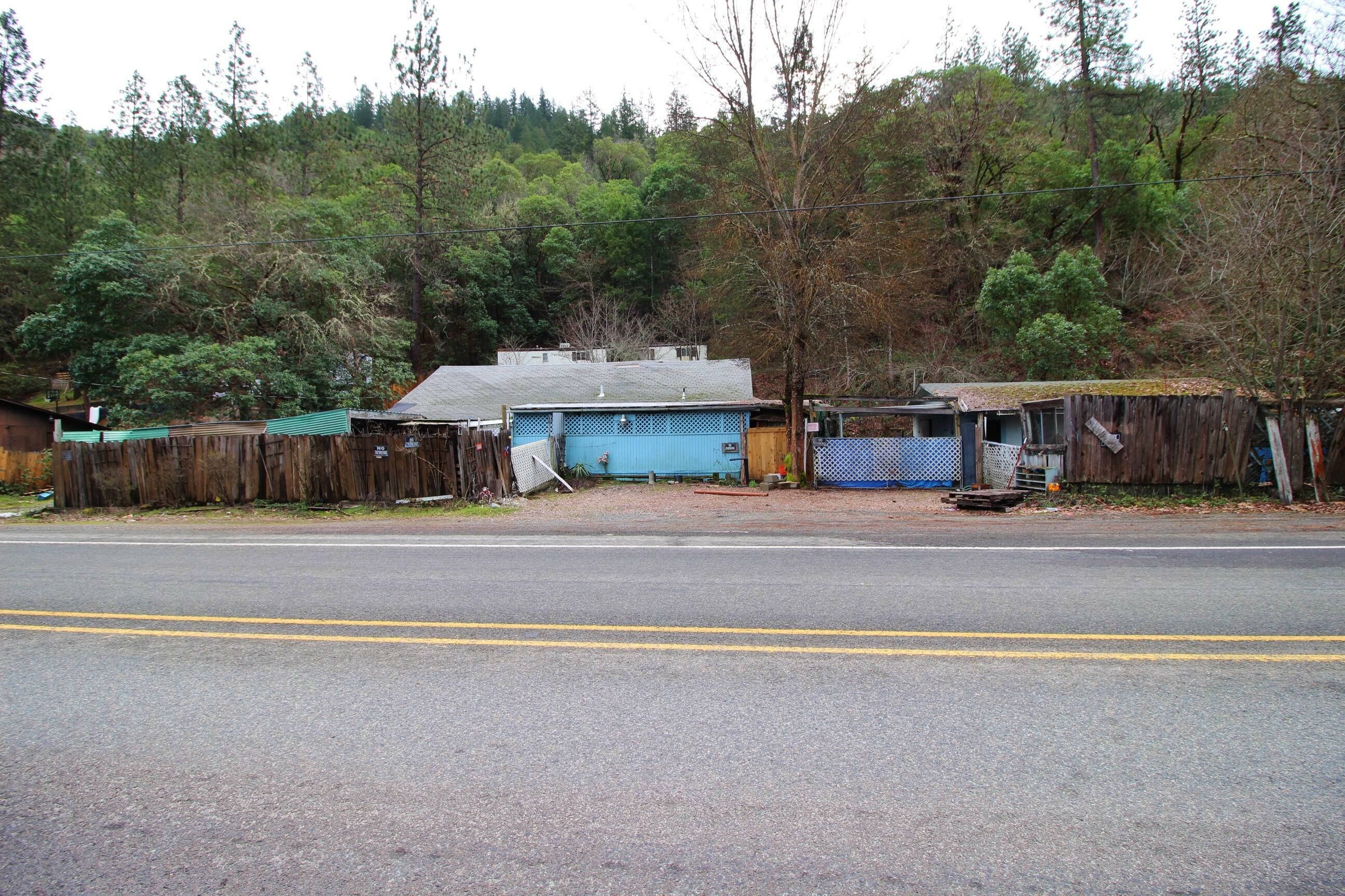Property Photo: 8373 Rogue River Highway OR 97527