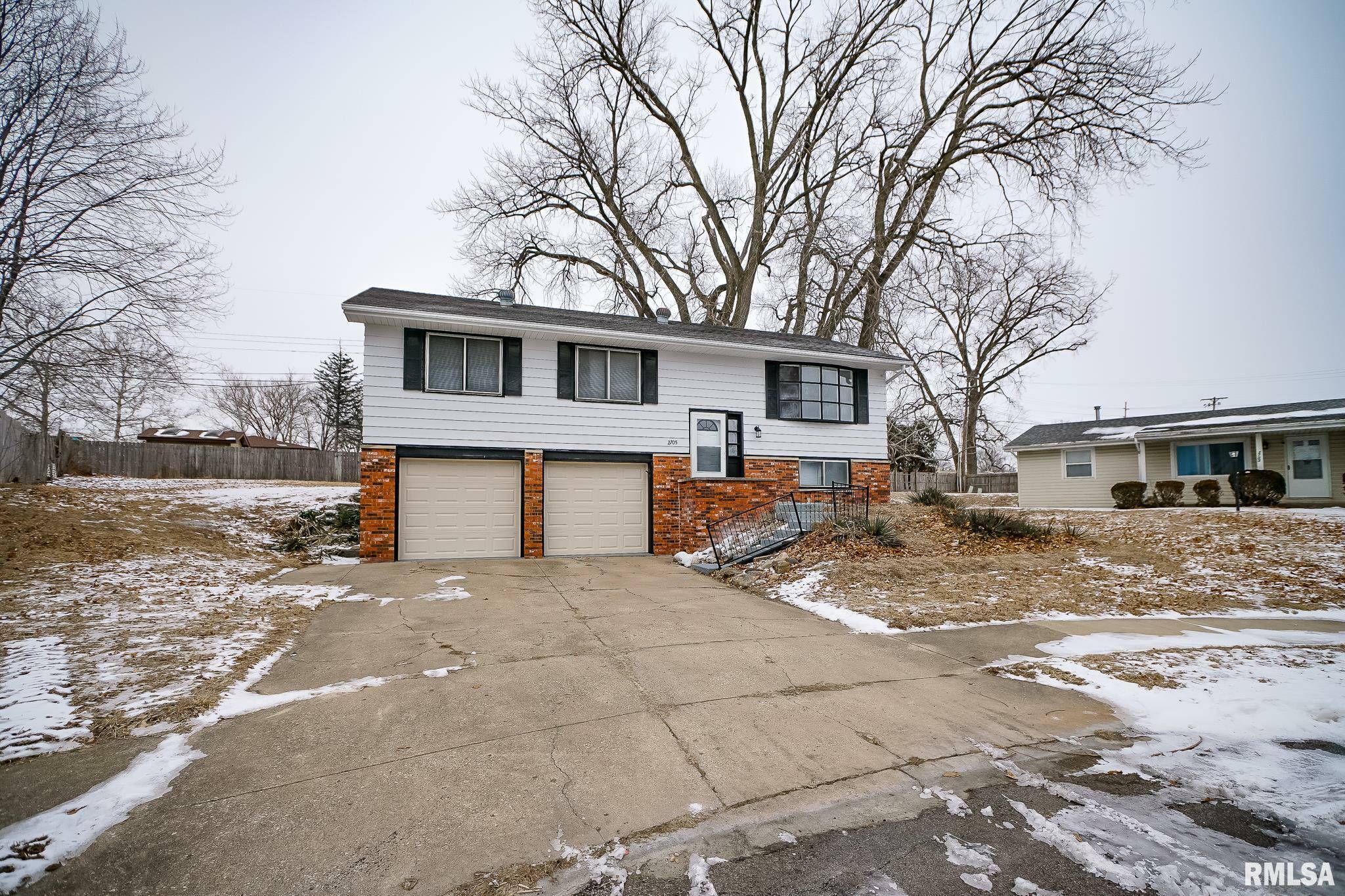 Property Photo:  2705 W Millbrook Court  IL 61615 