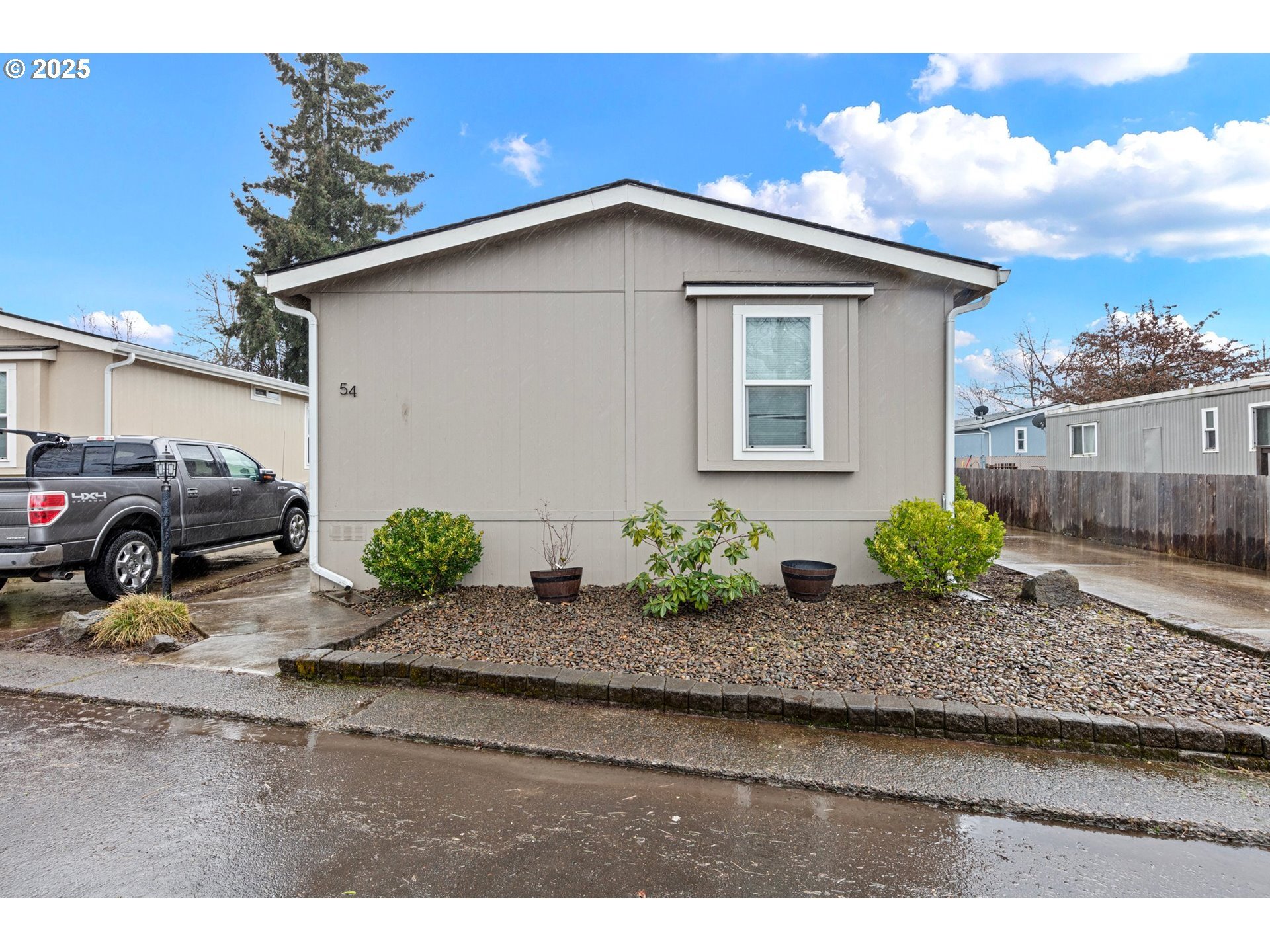 Property Photo: 1415 S Bertelsen Rd 54 OR 97402