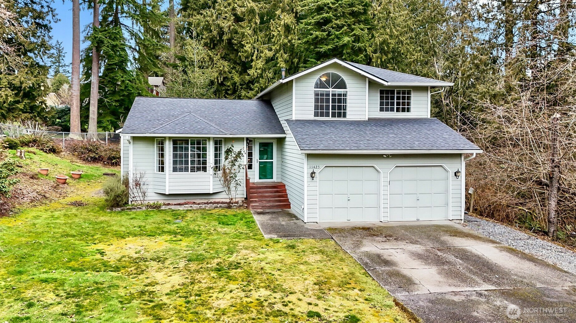 Property Photo:  11425  26th Place SE  WA 98258 