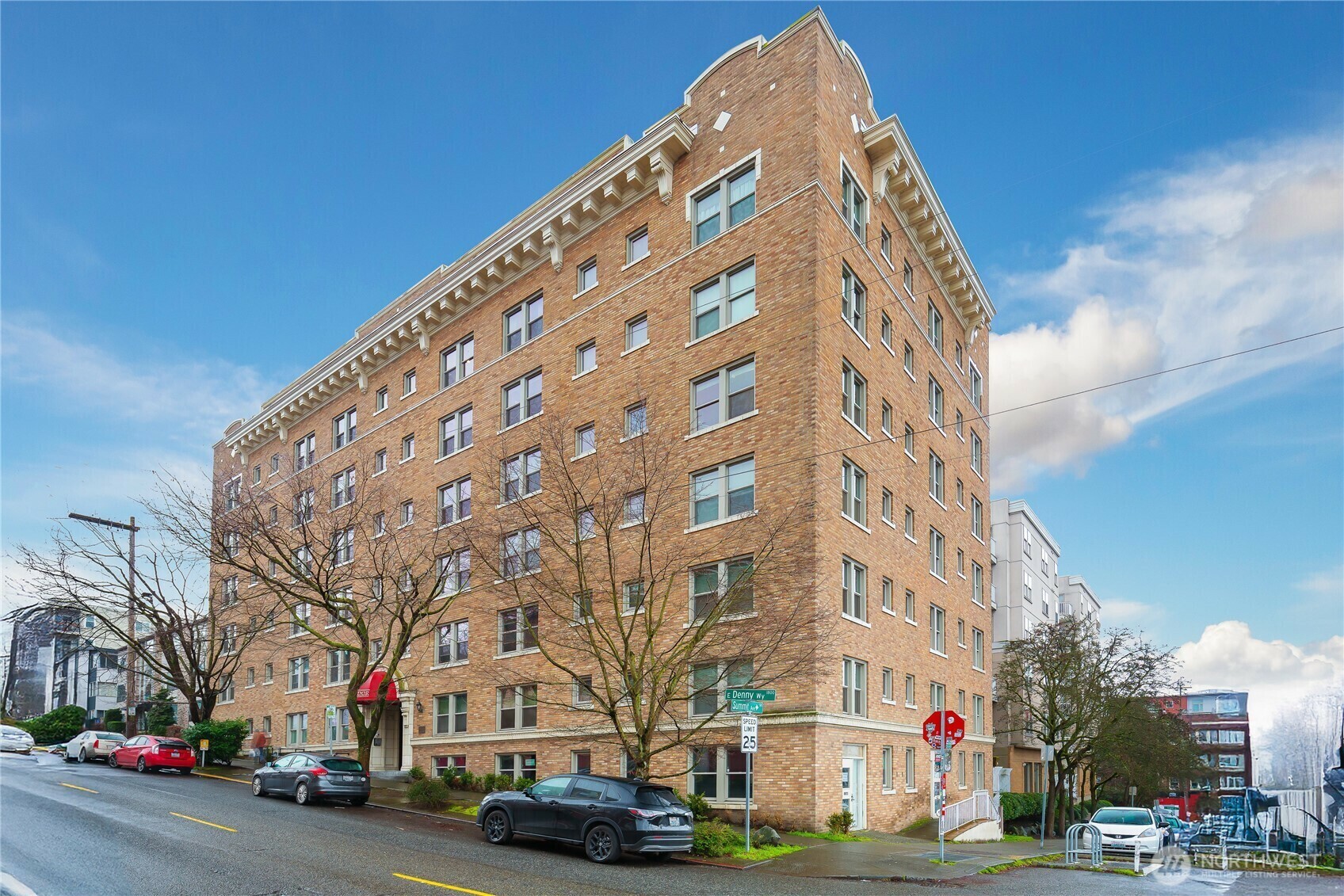 Property Photo:  505 E  Denny Way A507  WA 98122 