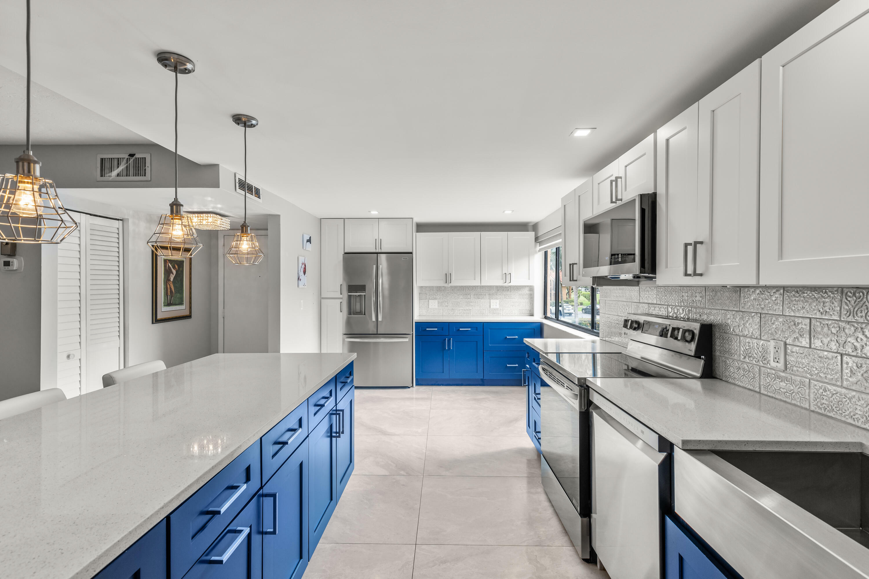 Property Photo:  11205 Green Lake Drive 201  FL 33437 