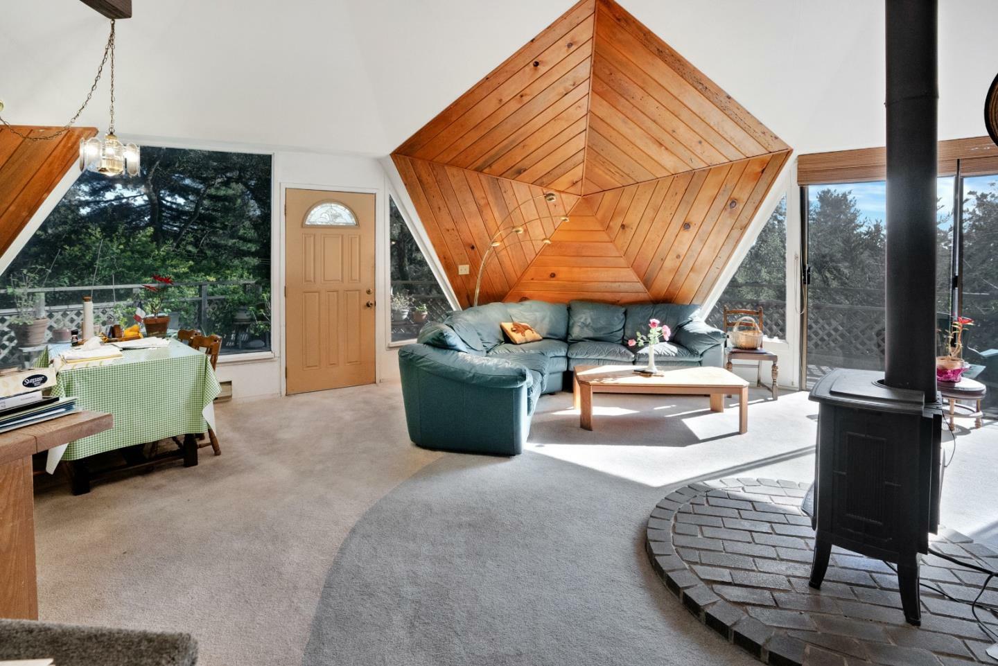 Property Photo: 827 Valencia Road CA 95003
