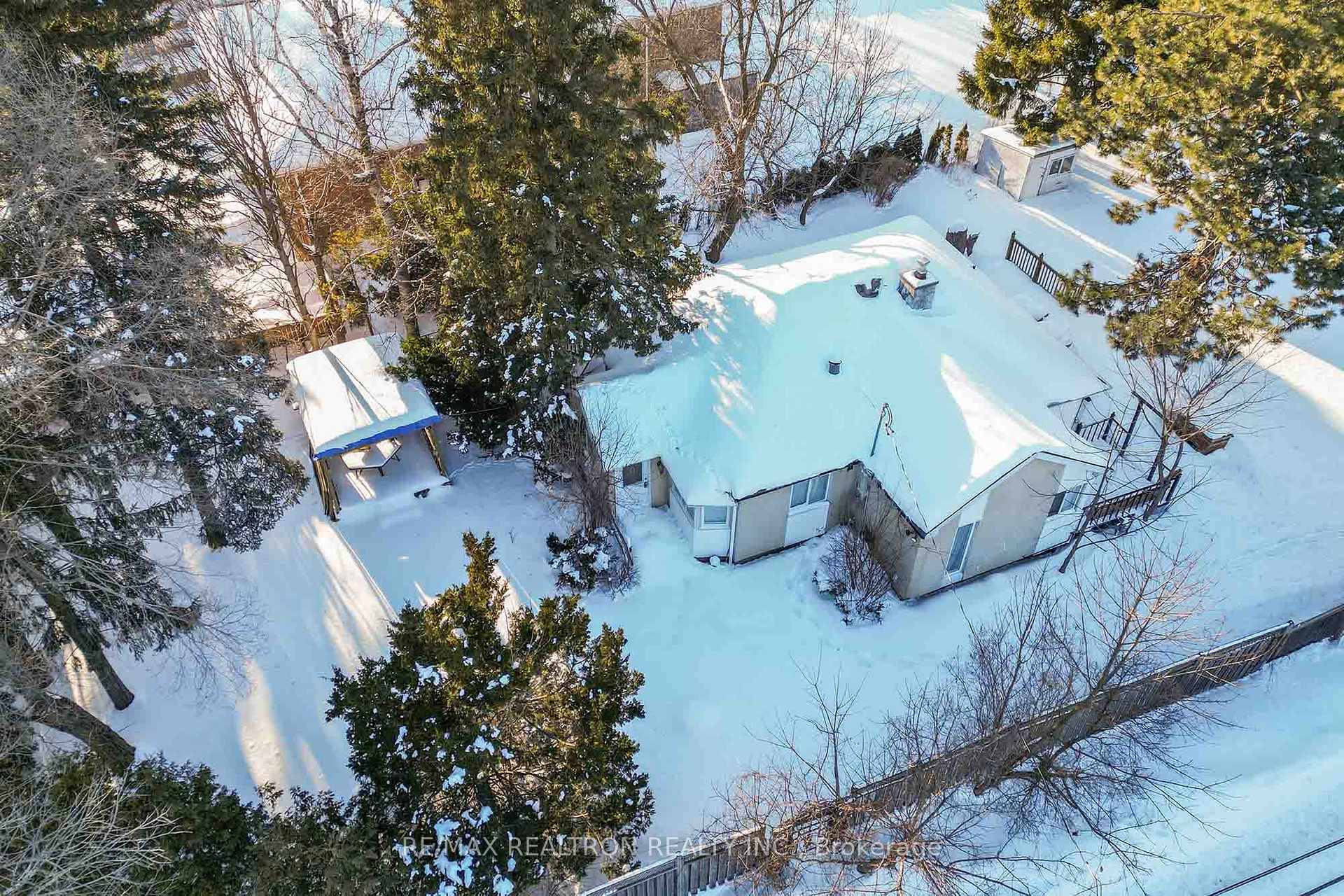 Property Photo: 114 Weldrick Road W ON L4C 3V1