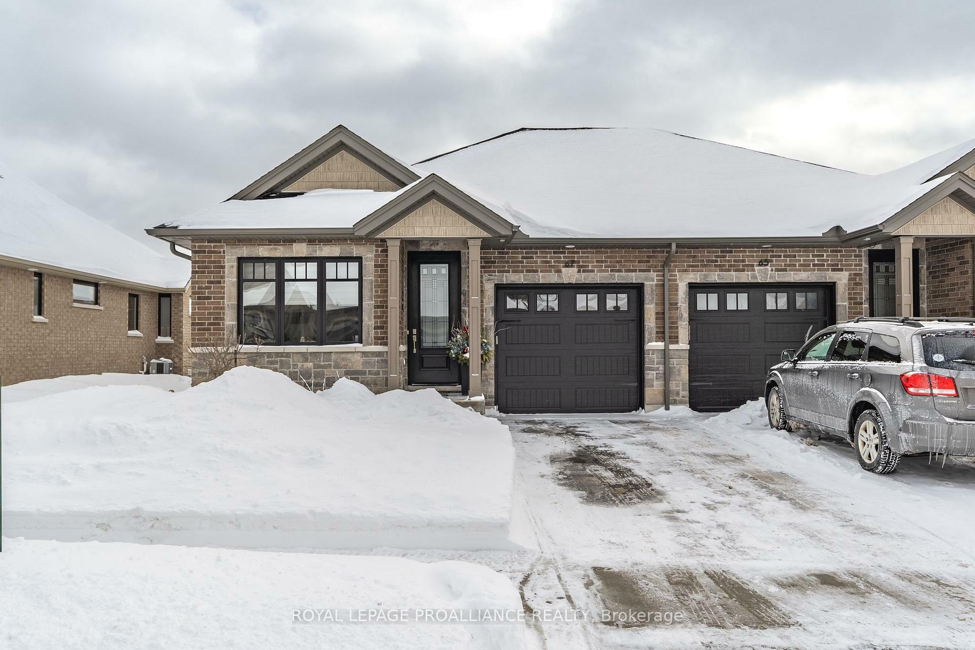 Property Photo: 67 Singleton Street ON K0K 1H0