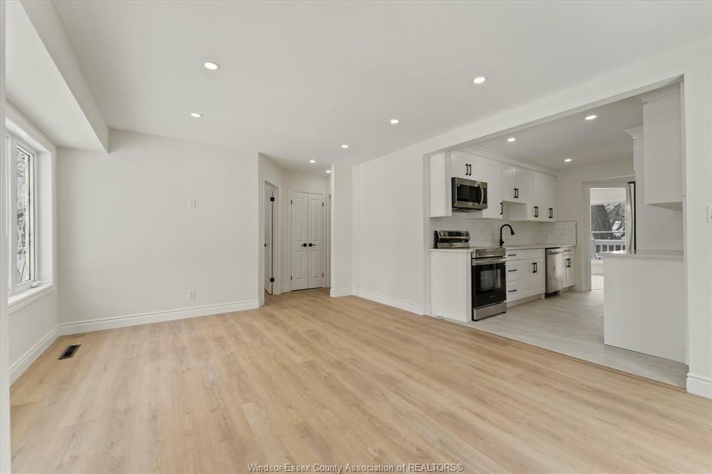 Property Photo:  1815 Norman Road  ON N8T 1R9 