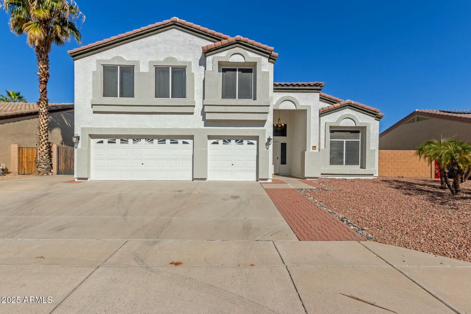 Property Photo: 10616 E Carol Avenue AZ 85208