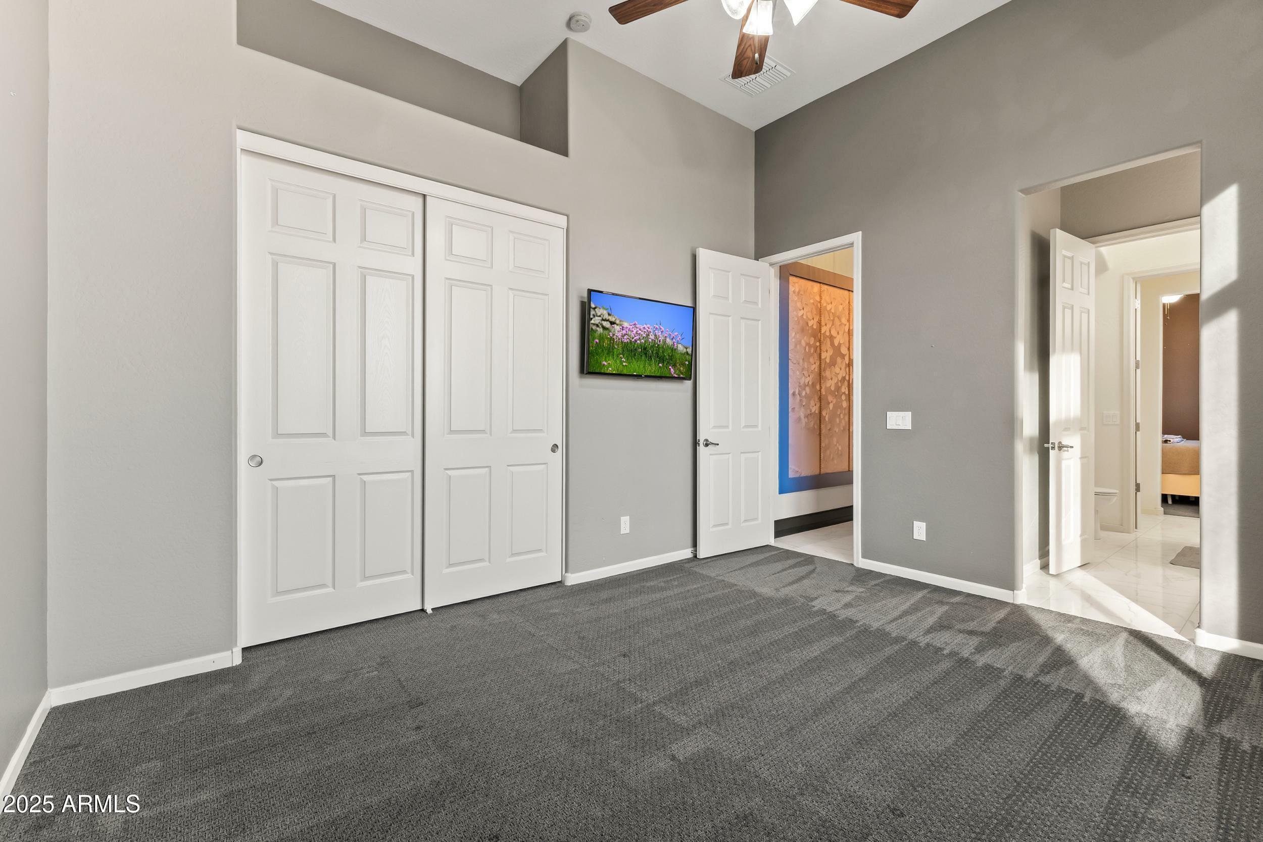 Property Photo: 10417 N 180th Drive AZ 85355
