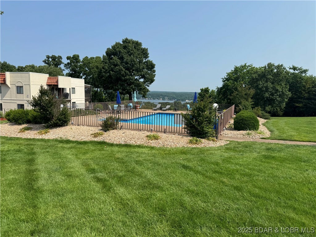 Property Photo: 85 La Jolla Drive 352-2A MO 65049