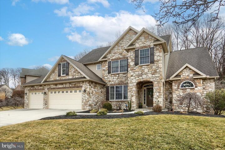 5007 Ravenwood Road  Mechanicsburg PA 17055 photo