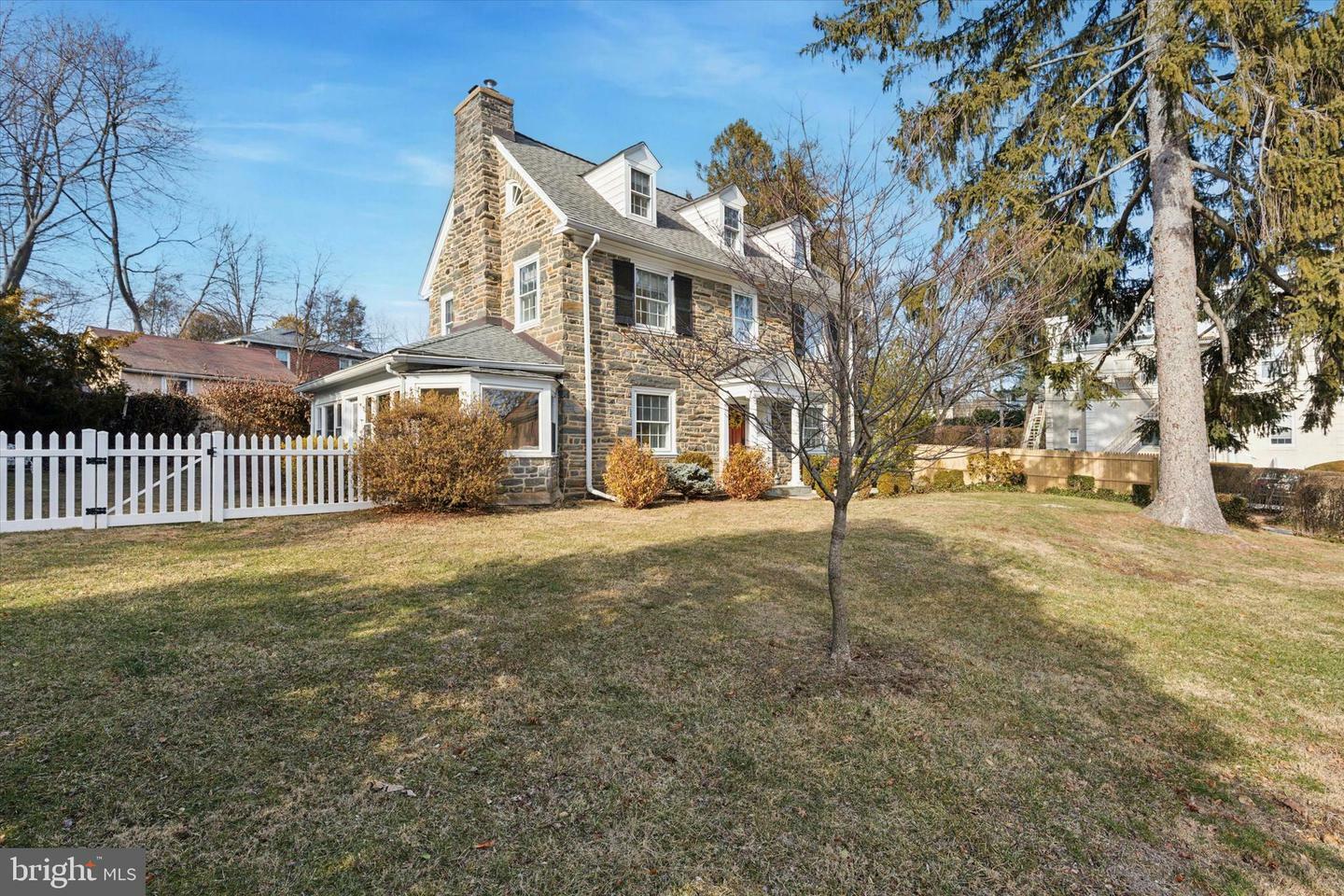 Property Photo:  18 Garrett Avenue  PA 19010 