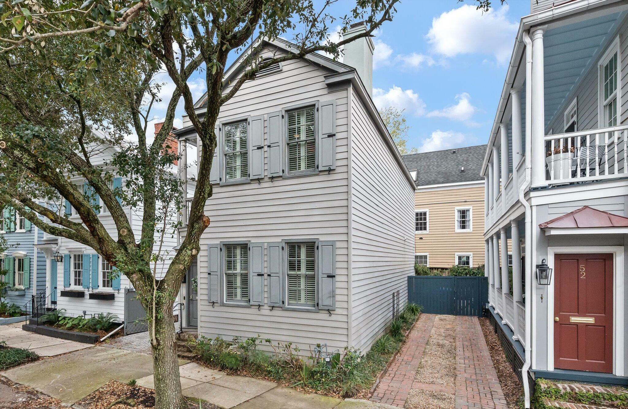 Property Photo:  54 Warren Street  SC 29403 