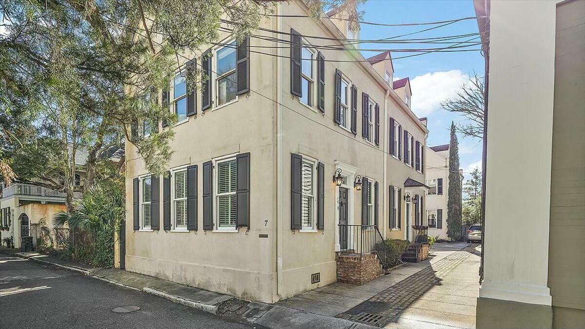 7 West Street # C  Charleston SC 29401 photo