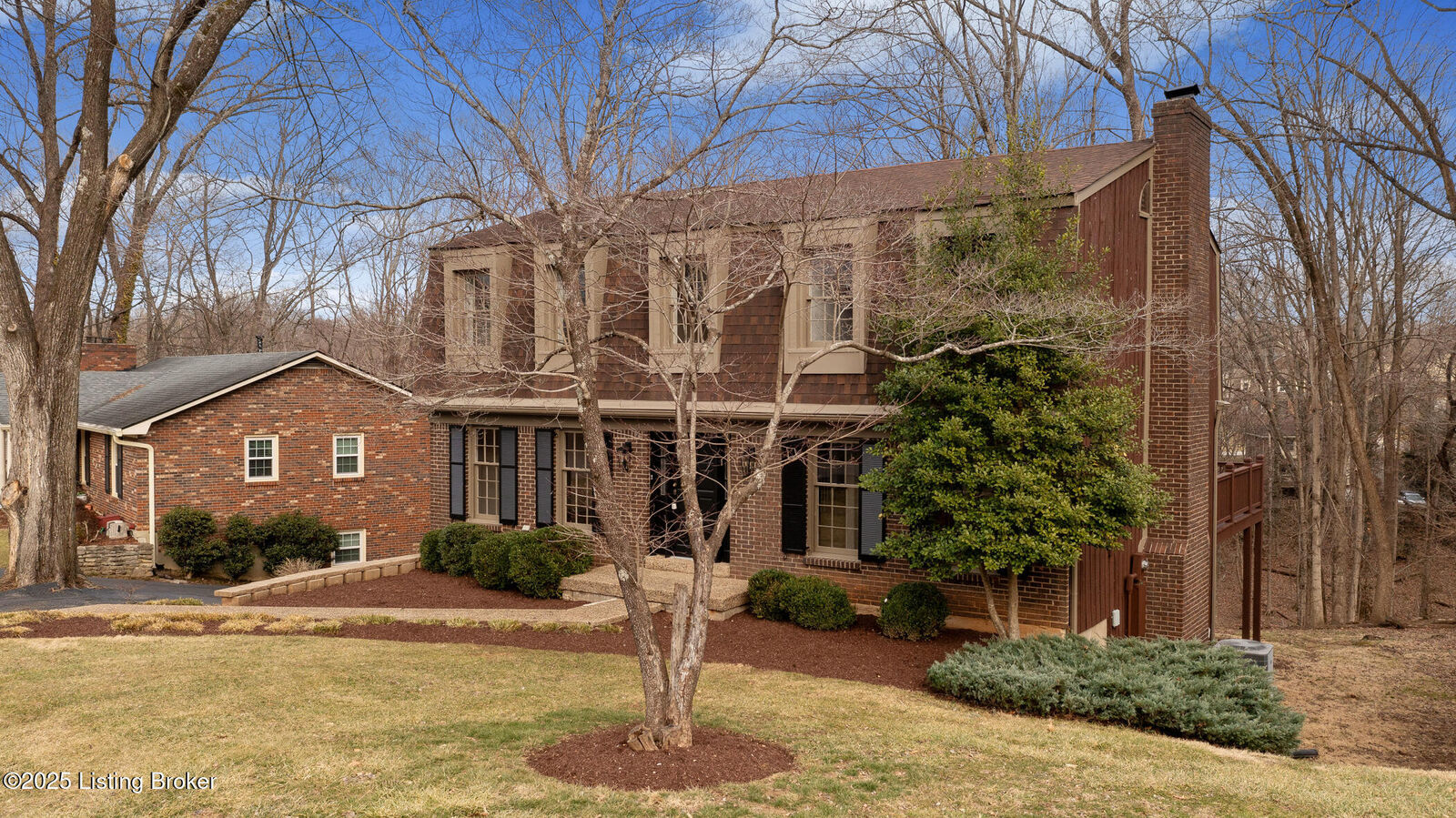 Property Photo:  3911 Jenica Way  KY 40241 