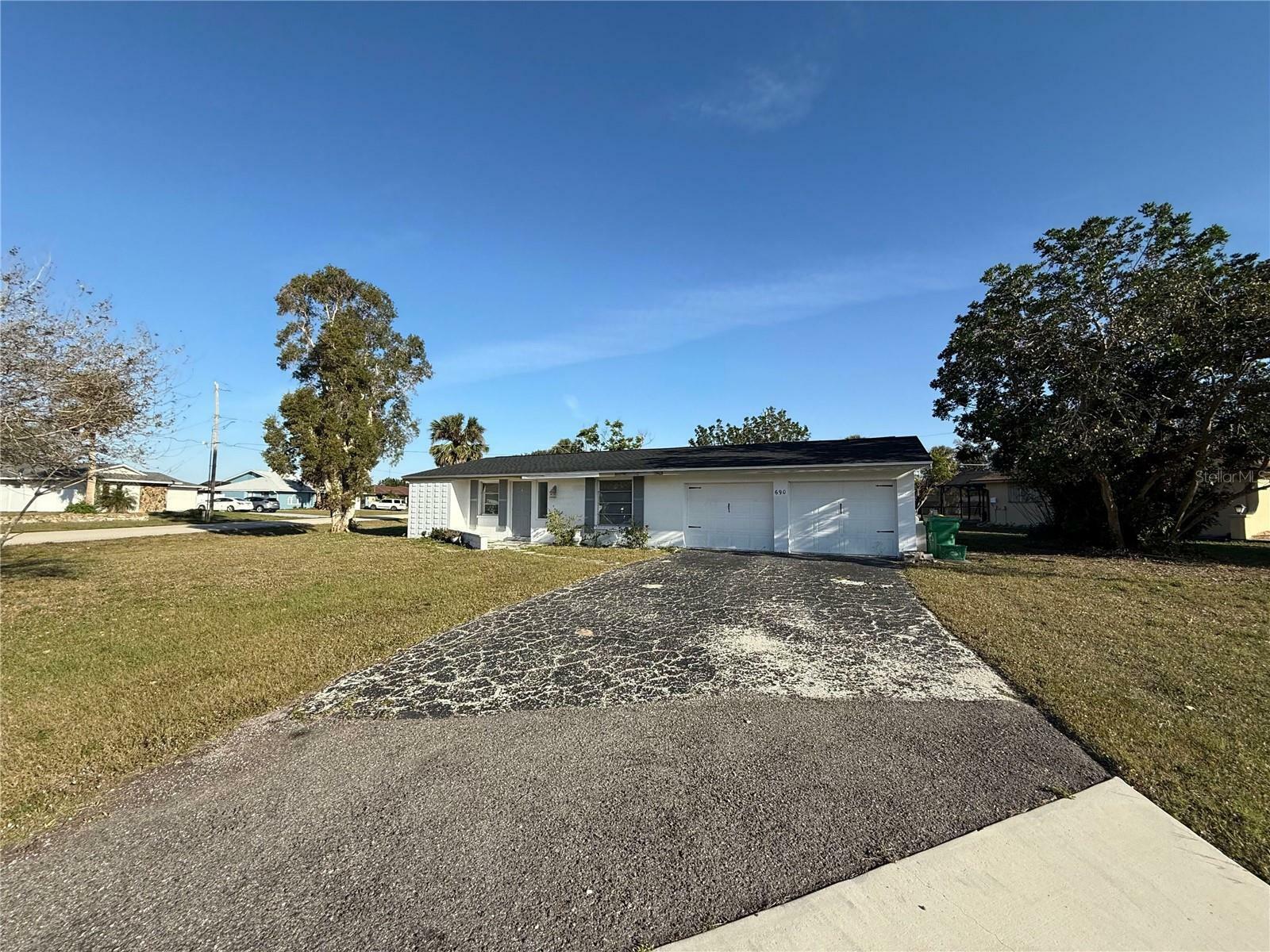 Property Photo: 690 Ennis Terrace NW FL 33952