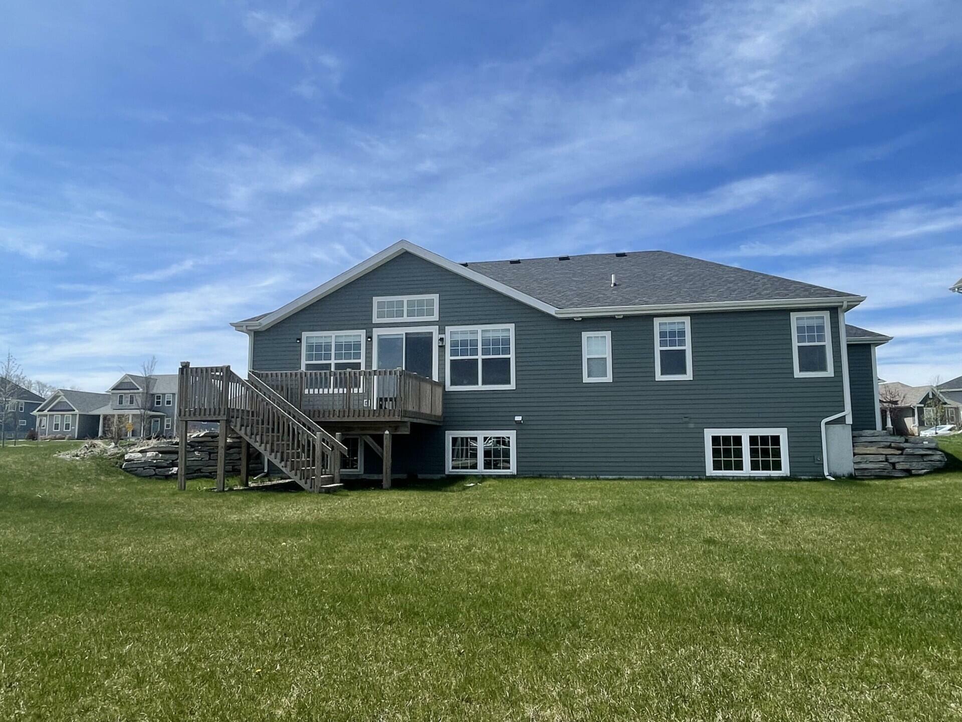 Property Photo: 10588 N Coneflower Ct WI 53097
