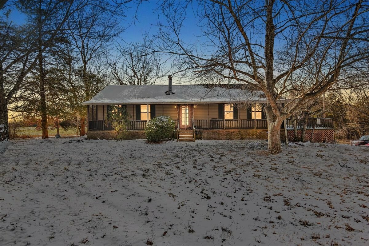 Property Photo:  145 Crenshaw Rd  TN 37022 