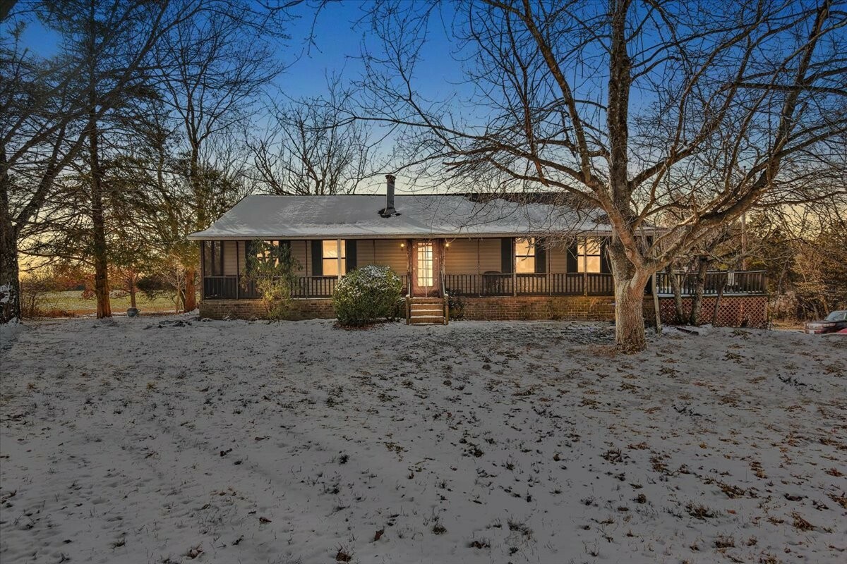 Property Photo: 145 Crenshaw Rd TN 37022