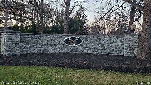 6307 Bridle Path  Grand Blanc Twp MI 48439 photo