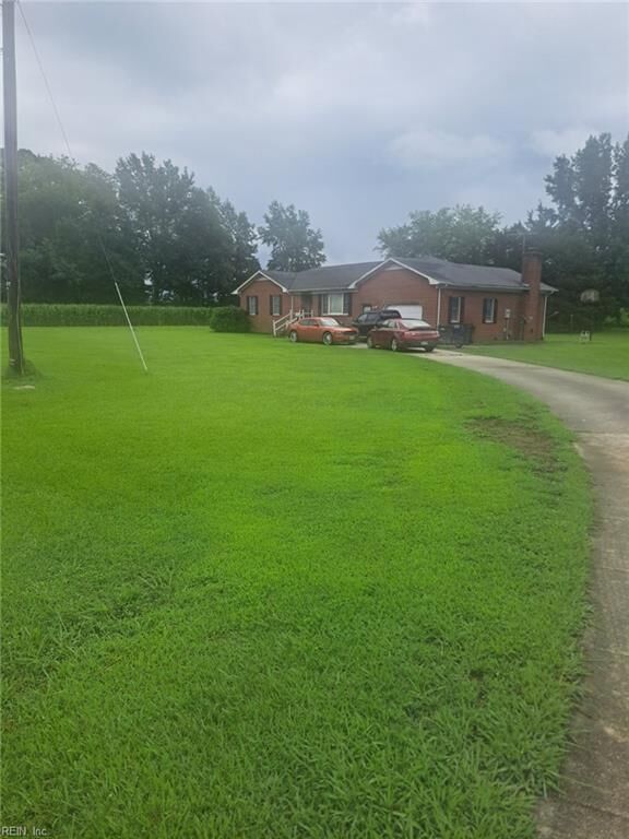 Property Photo: 5729 Holland Rd VA 23437