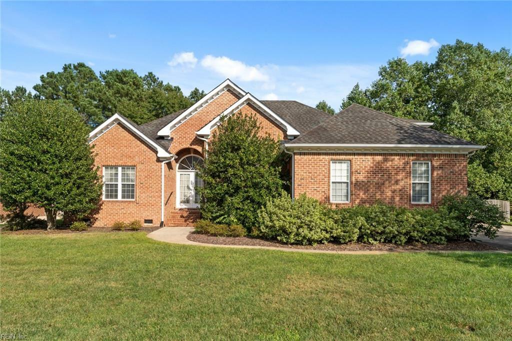Property Photo: 917 Leshea Ct VA 23322