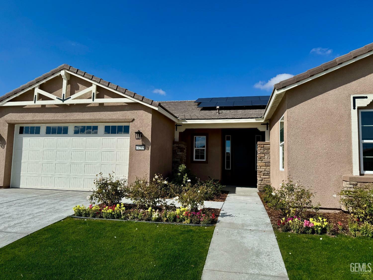 Property Photo: 14218 Addleston Lane CA 93311