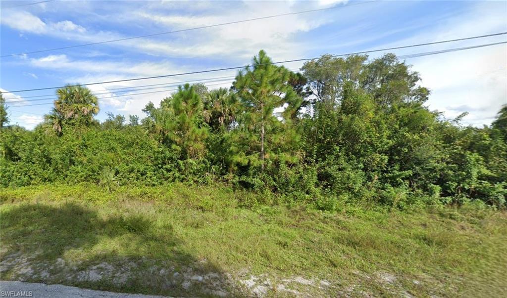 Property Photo: 705/707 Ivan Ave S FL 33973
