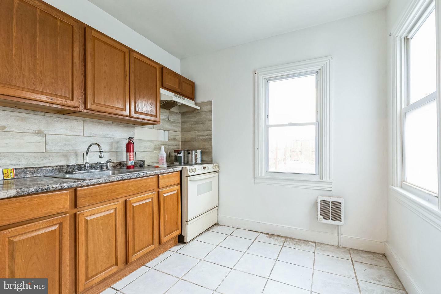 Property Photo:  443 N 10th Street  PA 19604 