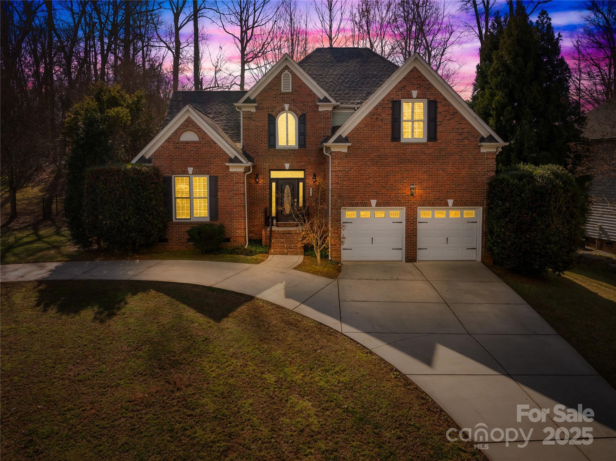 Property Photo: 8020 Harrington Woods Road NC 28269