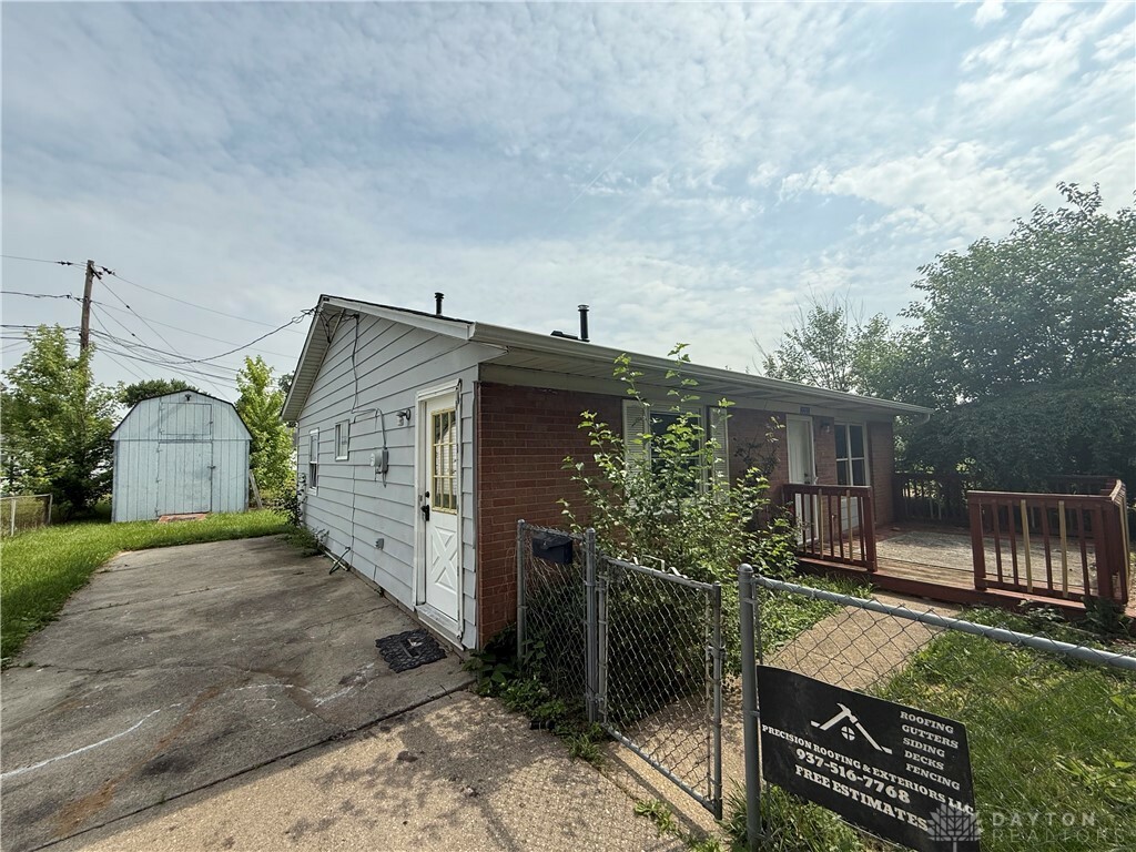 Property Photo:  2203 Arthur Avenue  OH 45414 