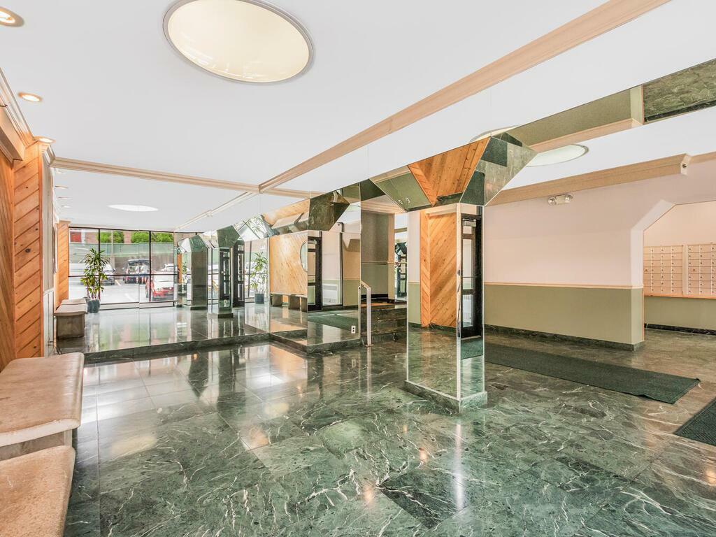 Property Photo: 1523 Central Park Avenue 17B NY 10710