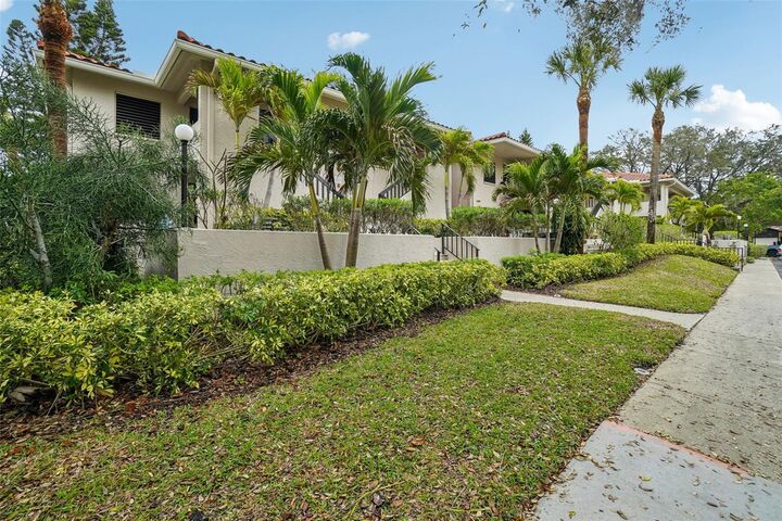 Property Photo: 1800 Mariner Drive 9 FL 34689