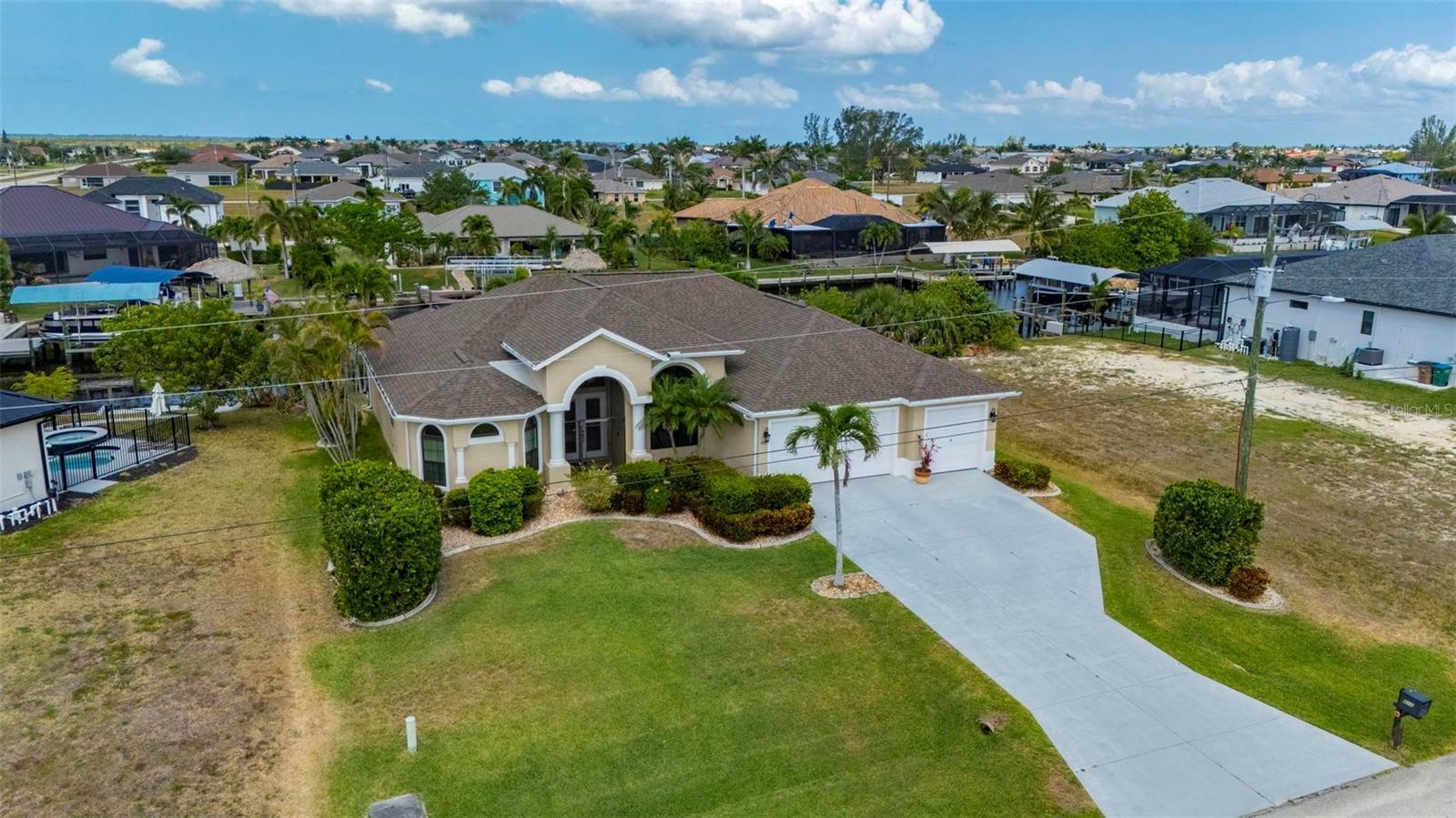 810 NW 36th Avenue  Cape Coral FL 33993 photo
