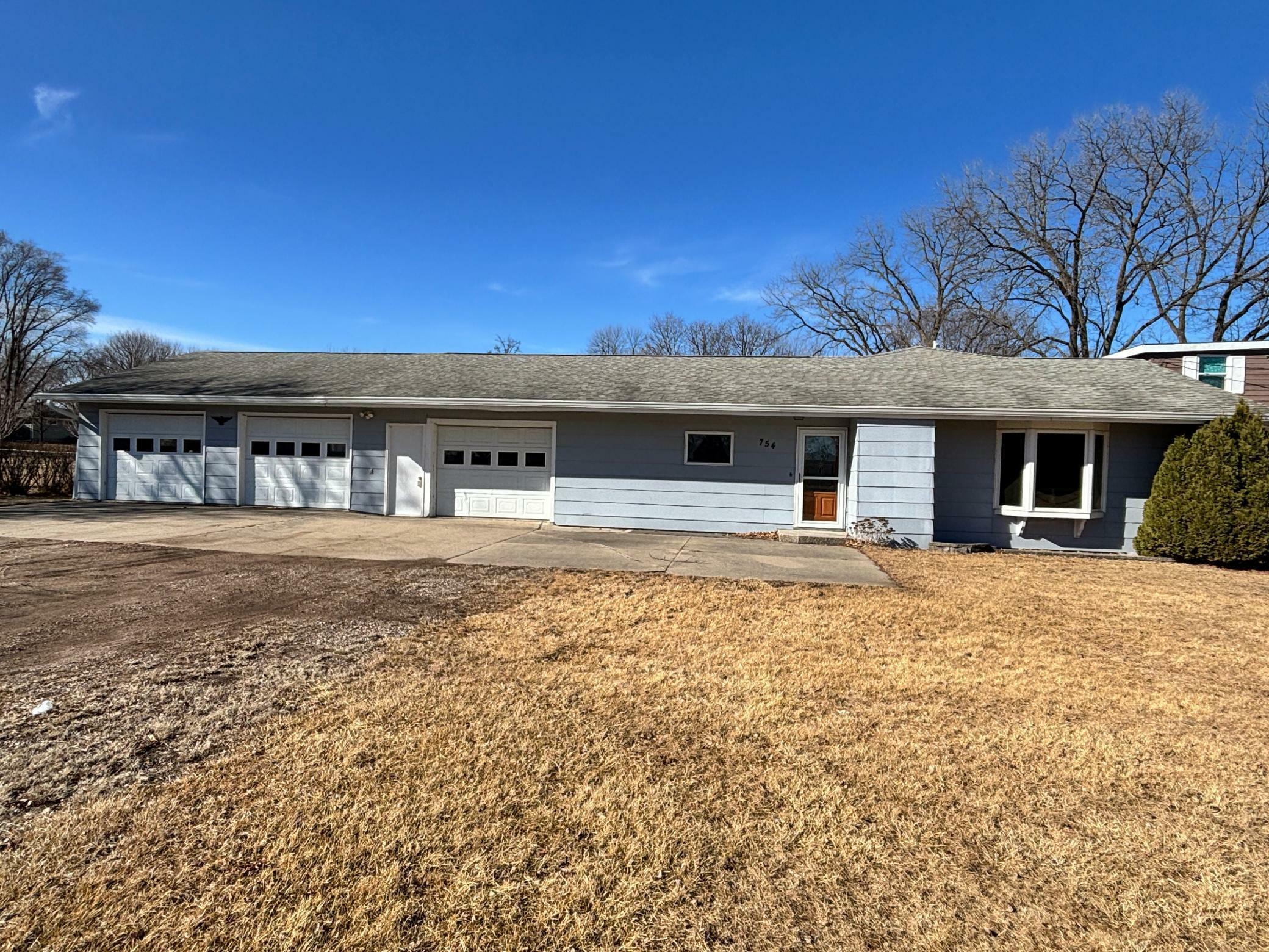 Property Photo: 754 Shoreacres Drive MN 56031