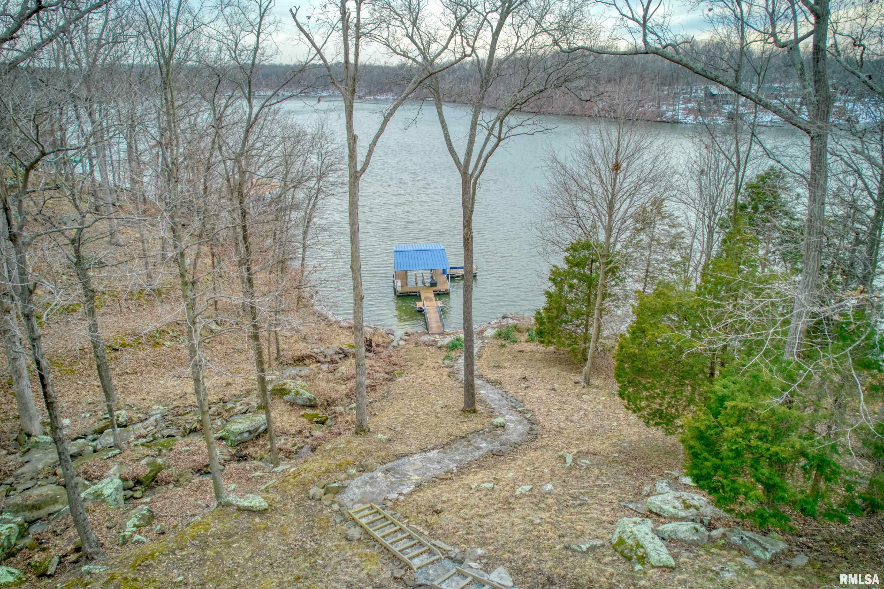 Property Photo: 1190 Lakeview Drive IL 62922