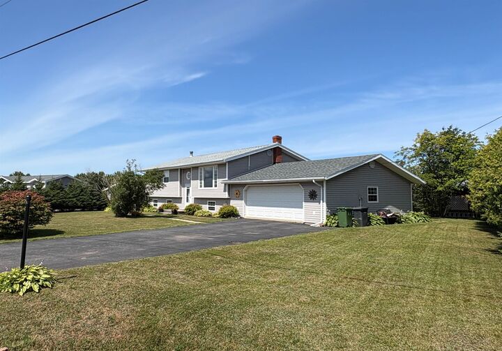 Photo de la propriété:  2779 Fort Augustus Road  PE C1B 1P9 