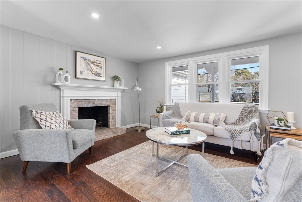 Property Photo:  17 Taft Rd  MA 02673 