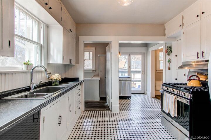 Property Photo:  342 9th Avenue  CO 80501 