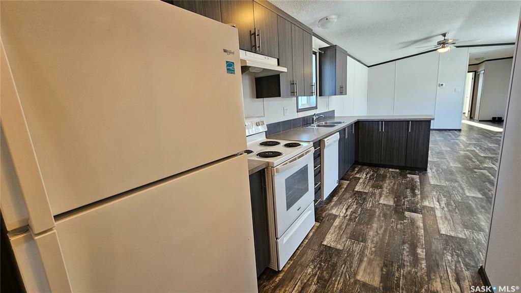 Property Photo: 21 Prairie Sun Court SK S9H 3X6