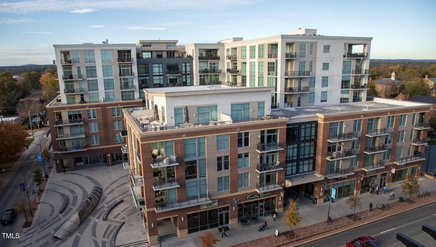 Property Photo:  140 W Franklin Street Unit 807  NC 27516 