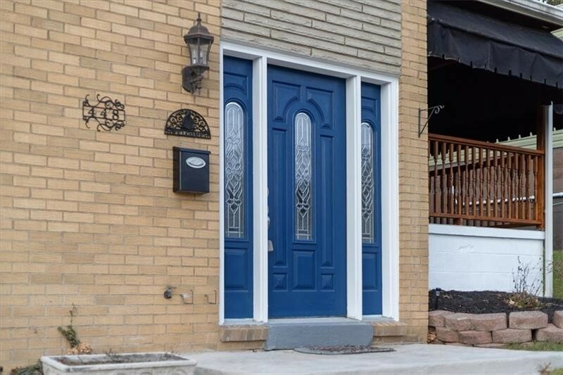 Property Photo: 448 Temona Dr PA 15236
