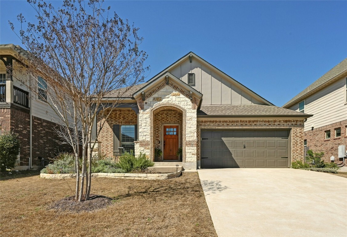 Property Photo:  523 Oyster Creek  TX 78610 