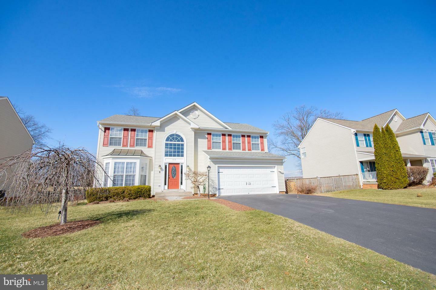 Property Photo:  419 Sawgrass Drive  WV 25414 